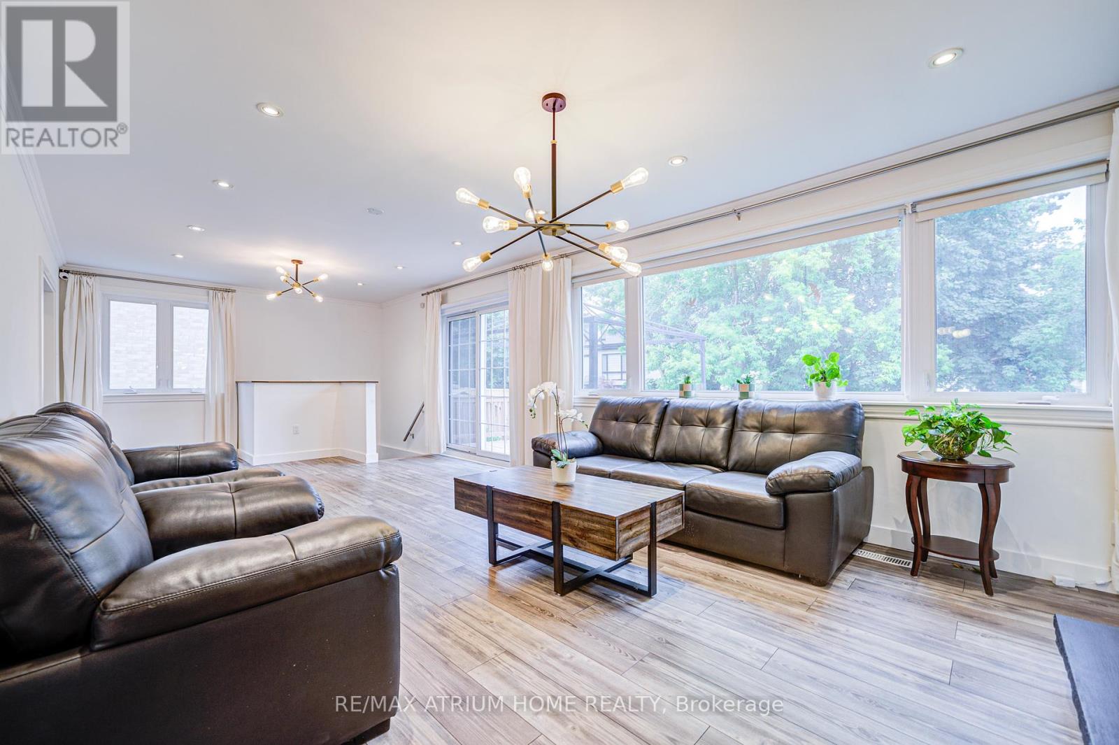 293 Poyntz Avenue, Toronto, Ontario  M2N 1J8 - Photo 15 - C12413041