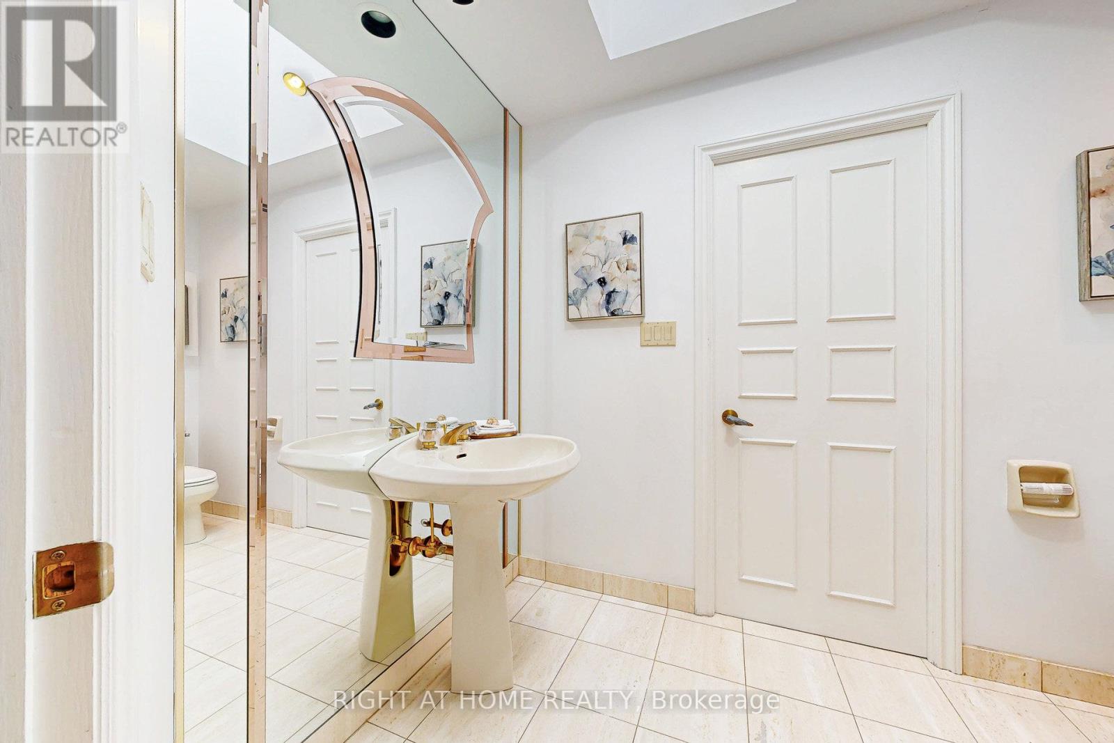 Ph1 - 85 Skymark Drive, Toronto (Hillcrest Village), Ontario  M2H 3P2 - Photo 28 - C12413055