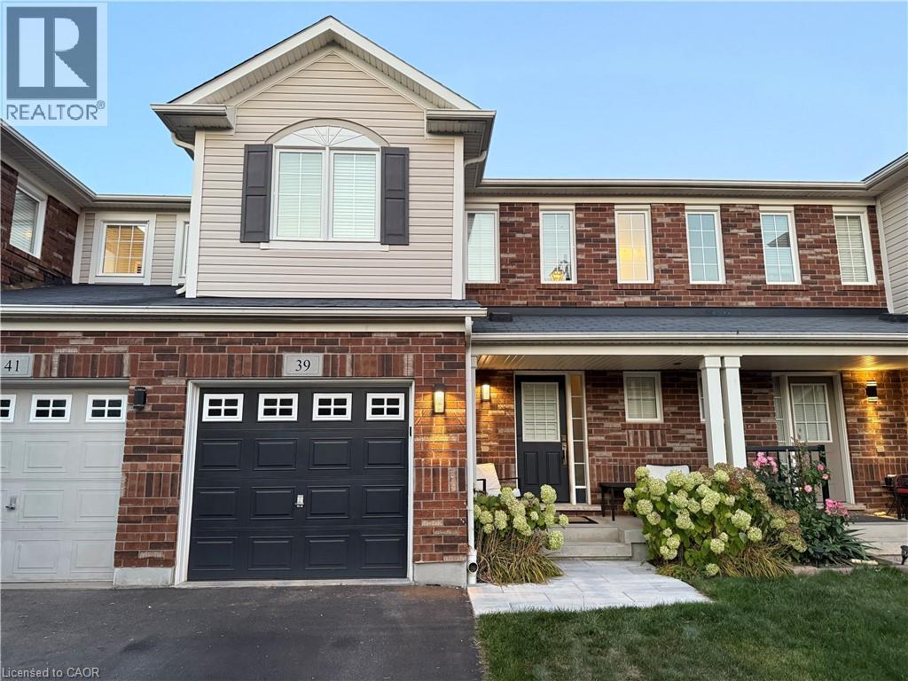 39 ABBOTT Crescent, Cambridge, Ontario