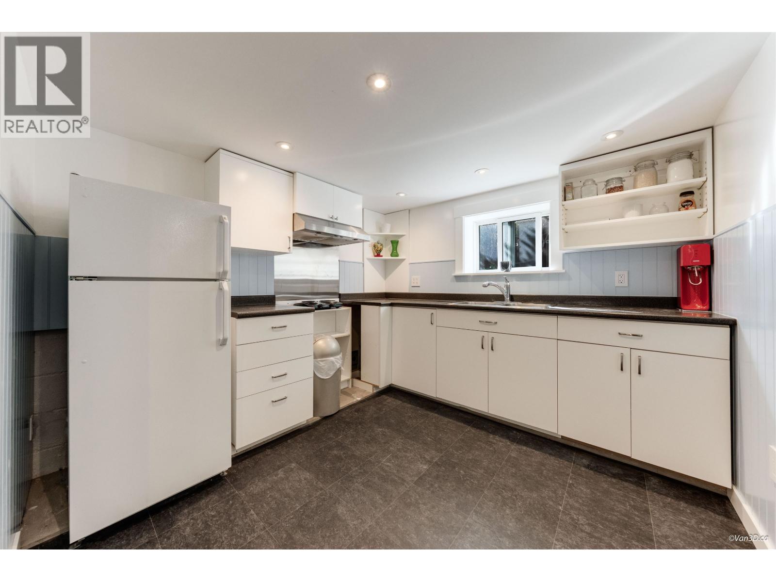 3726 Trinity Street, Burnaby, British Columbia  V5C 1N2 - Photo 15 - R3048471