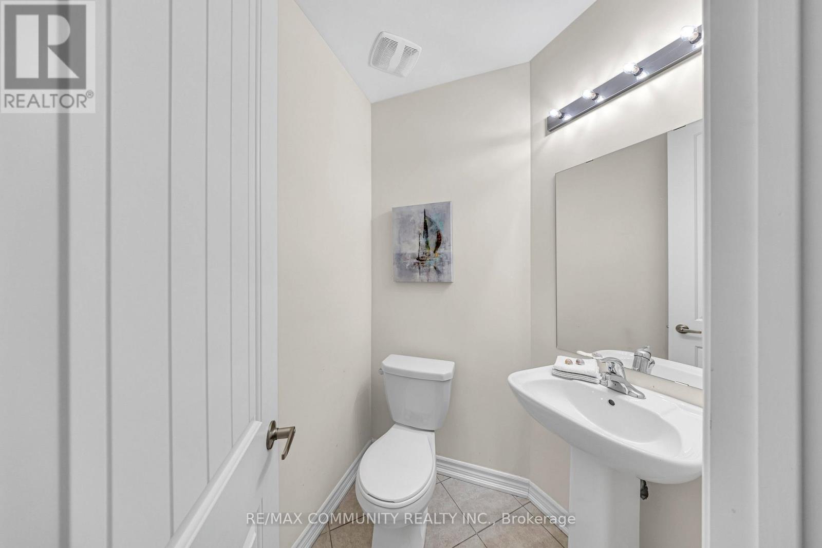 242 Kenneth Cole Drive, Clarington, Ontario  L1C 3K2 - Photo 17 - E12413132