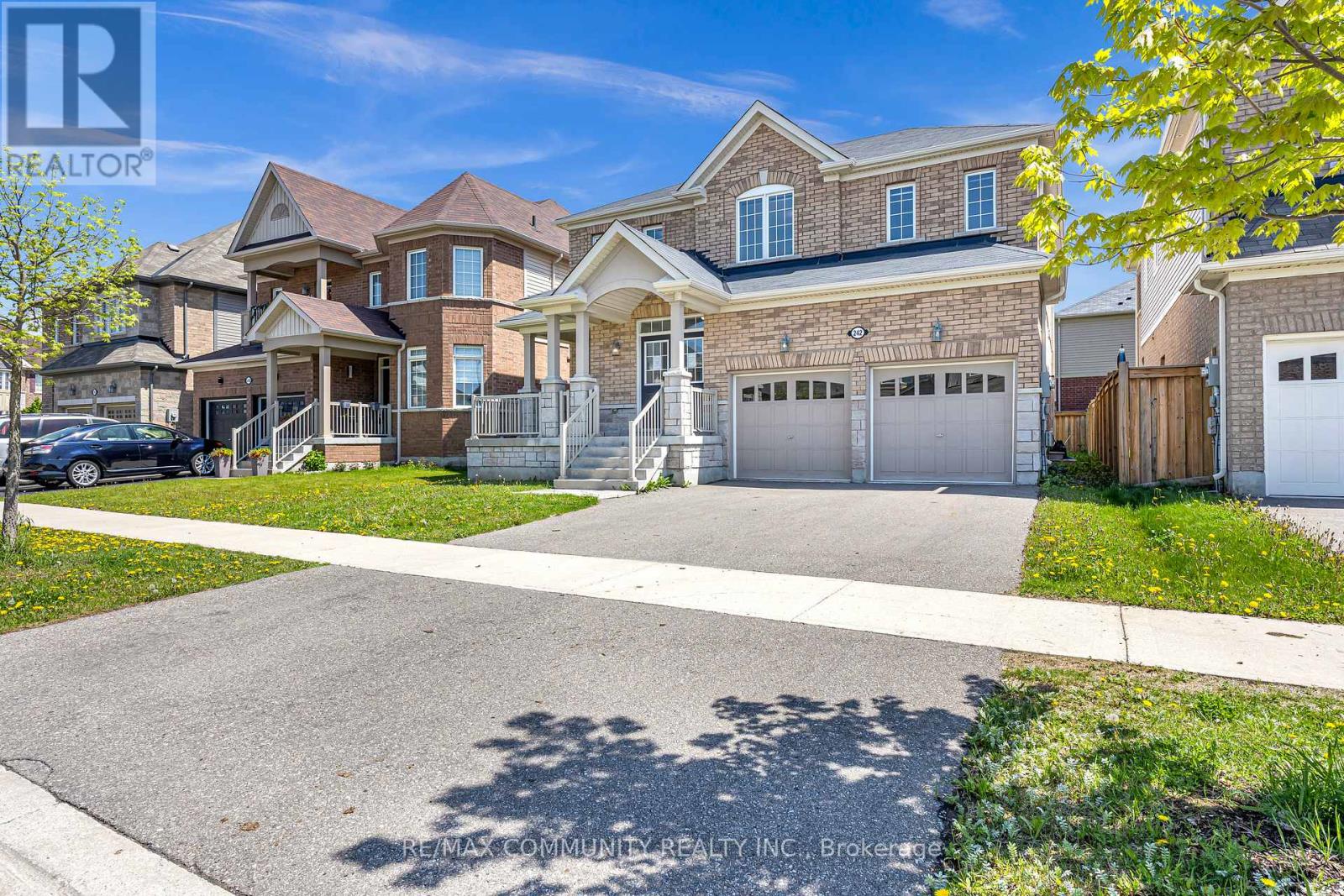 242 Kenneth Cole Drive, Clarington, Ontario  L1C 3K2 - Photo 2 - E12413132