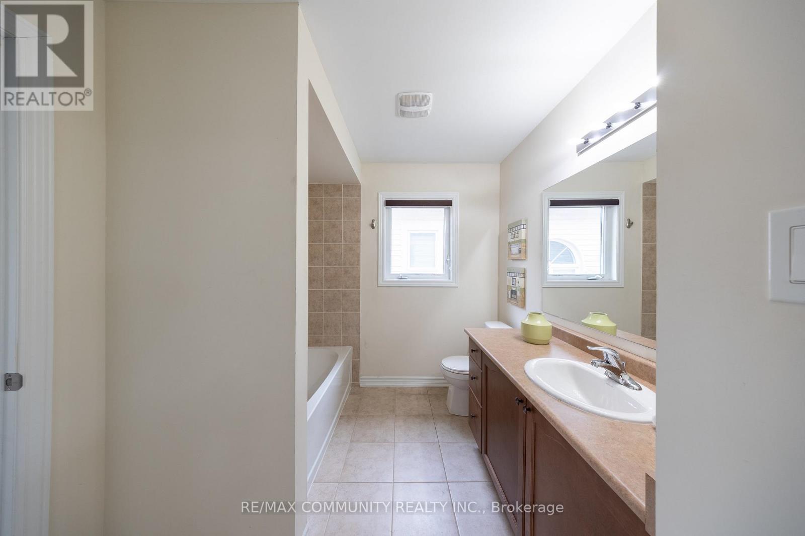242 Kenneth Cole Drive, Clarington, Ontario  L1C 3K2 - Photo 42 - E12413132