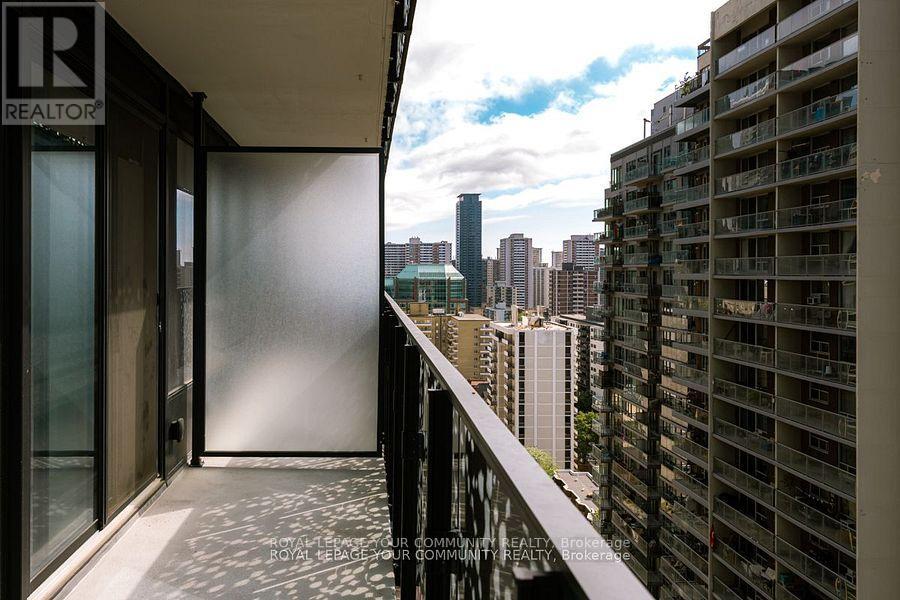 1706 - 55 Charles Street E, Toronto, Ontario  M4Y 1S9 - Photo 21 - C12410161