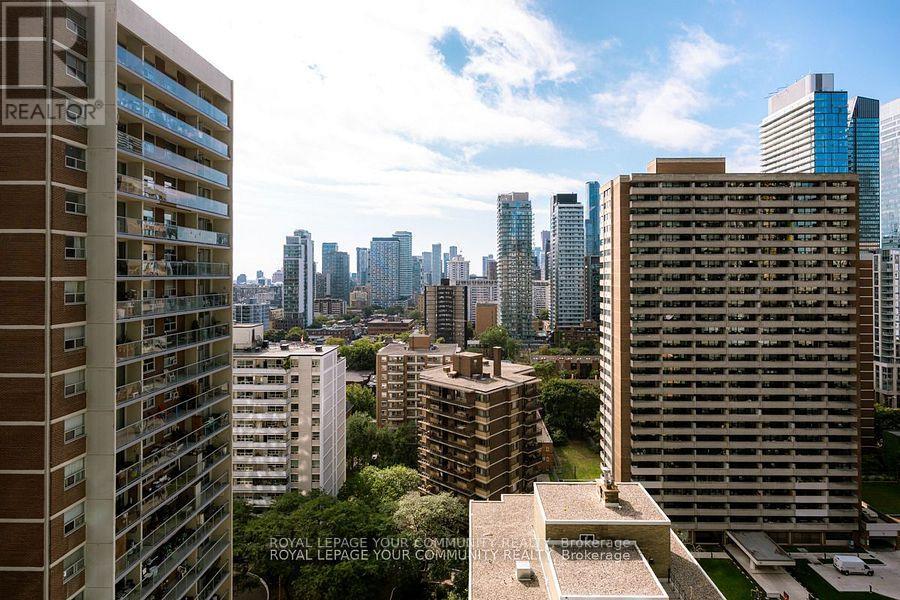 1706 - 55 Charles Street E, Toronto, Ontario  M4Y 1S9 - Photo 17 - C12410161