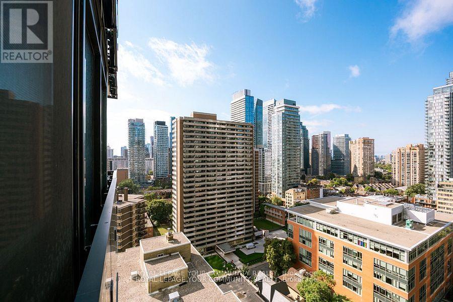 1706 - 55 Charles Street E, Toronto, Ontario  M4Y 1S9 - Photo 22 - C12410161
