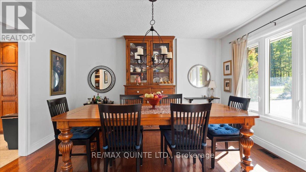 11536 Loyalist Parkway, Prince Edward County, Ontario  K0K 2T0 - Photo 10 - X12413200