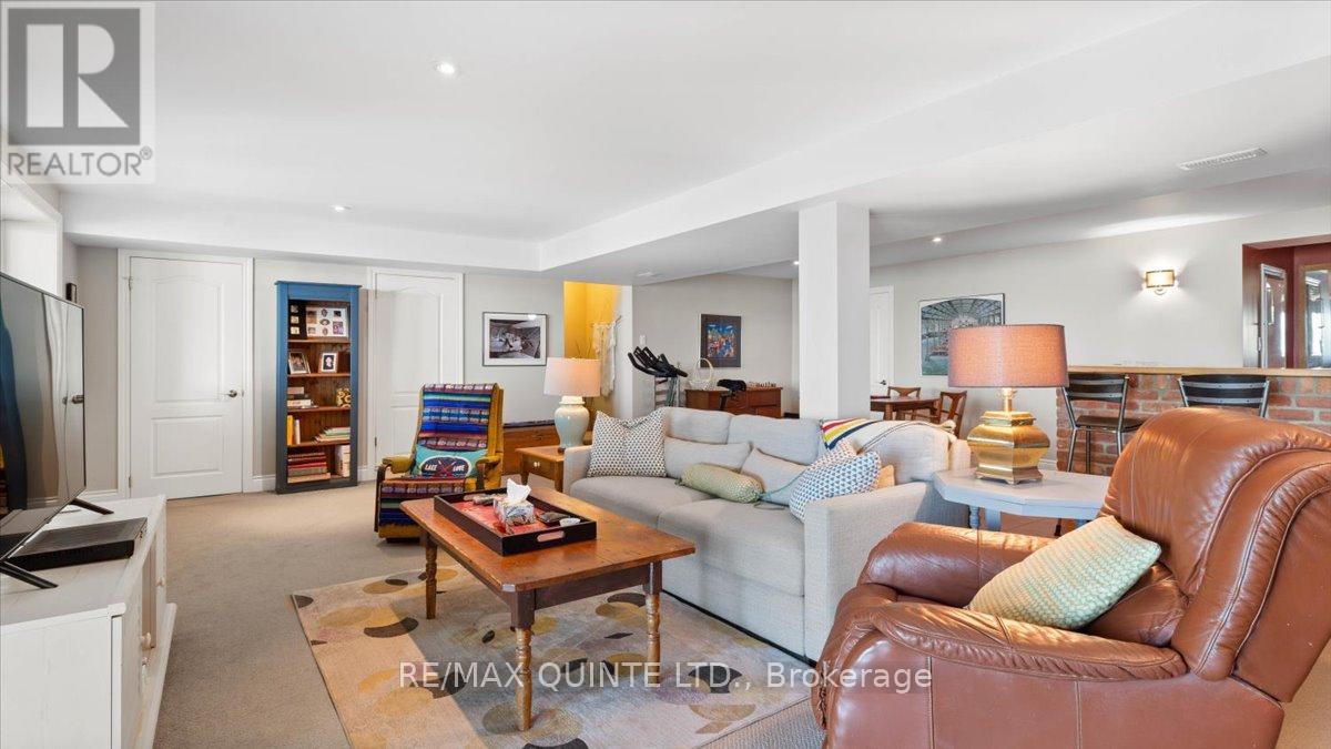 11536 Loyalist Parkway, Prince Edward County, Ontario  K0K 2T0 - Photo 24 - X12413200