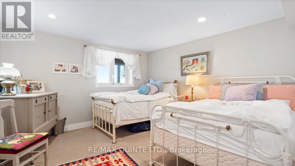 11536 Loyalist Parkway, Prince Edward County, Ontario  K0K 2T0 - Photo 27 - X12413200