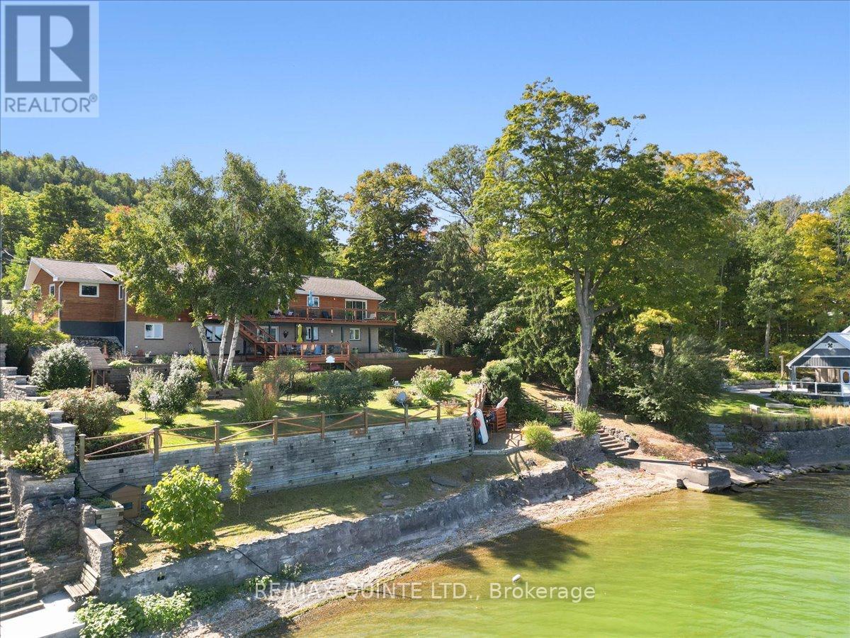 11536 Loyalist Parkway, Prince Edward County, Ontario  K0K 2T0 - Photo 33 - X12413200