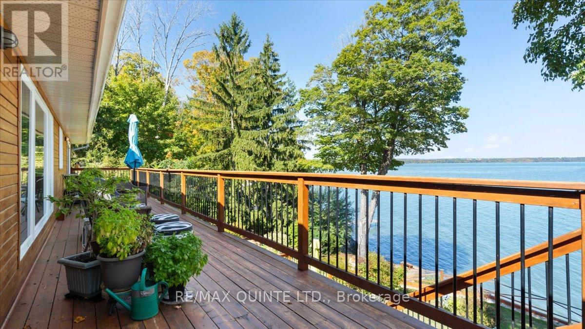 11536 Loyalist Parkway, Prince Edward County, Ontario  K0K 2T0 - Photo 37 - X12413200