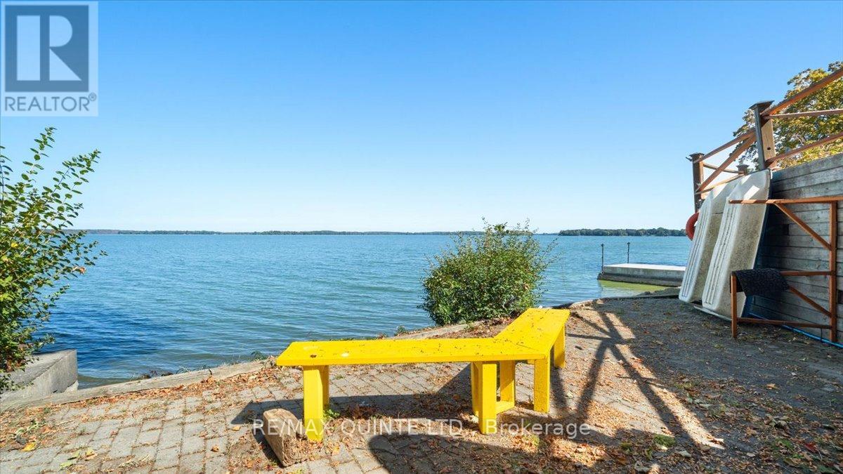 11536 Loyalist Parkway, Prince Edward County, Ontario  K0K 2T0 - Photo 39 - X12413200