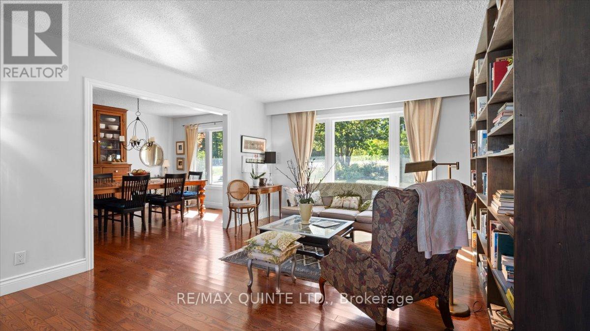 11536 Loyalist Parkway, Prince Edward County, Ontario  K0K 2T0 - Photo 8 - X12413200