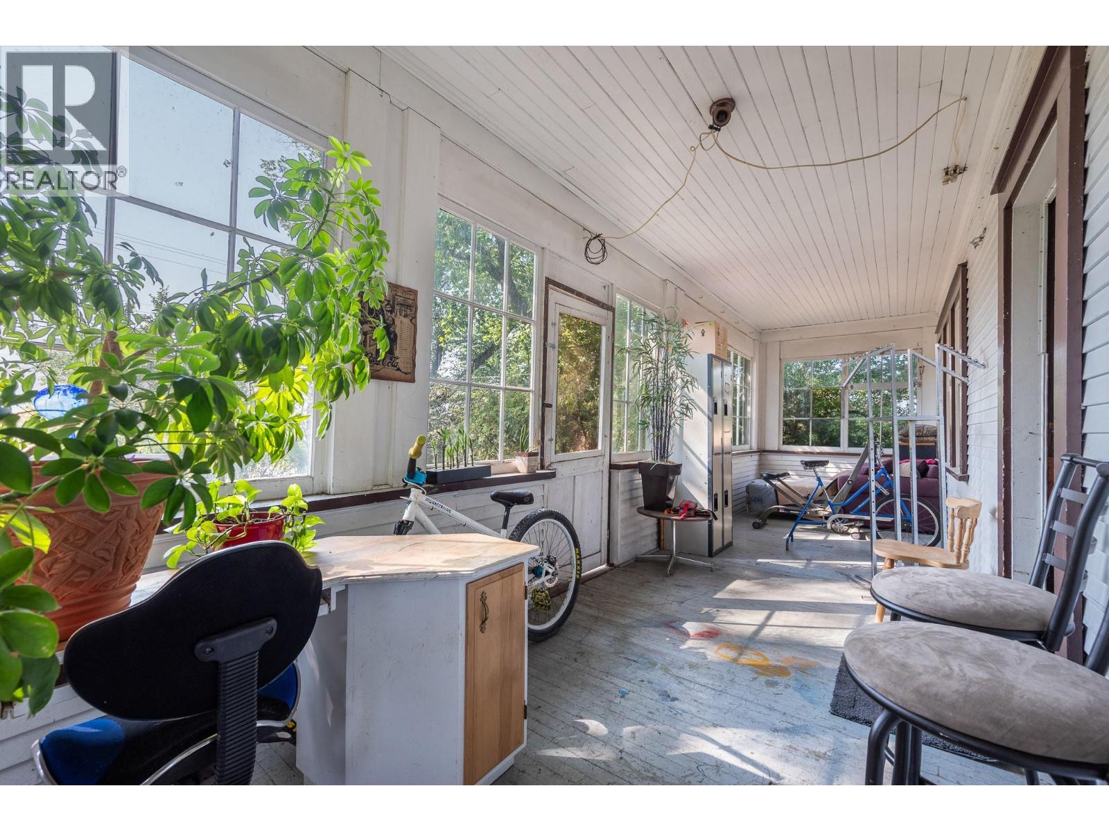 975 25 Avenue, Vernon, British Columbia V1B 3B4 - Photo 14 - 10363133