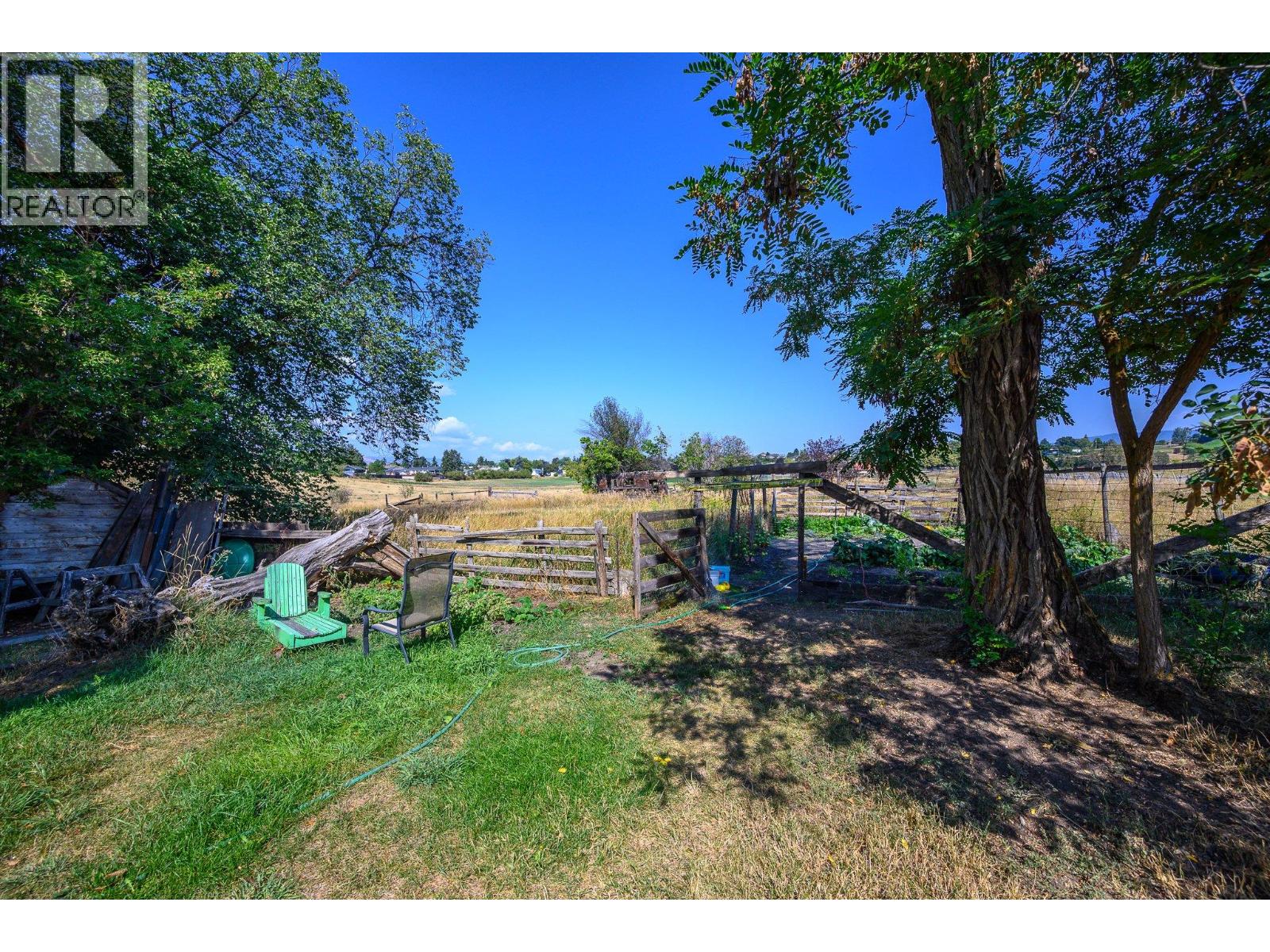 975 25 Avenue, Vernon, British Columbia V1B 3B4 - Photo 40 - 10363133