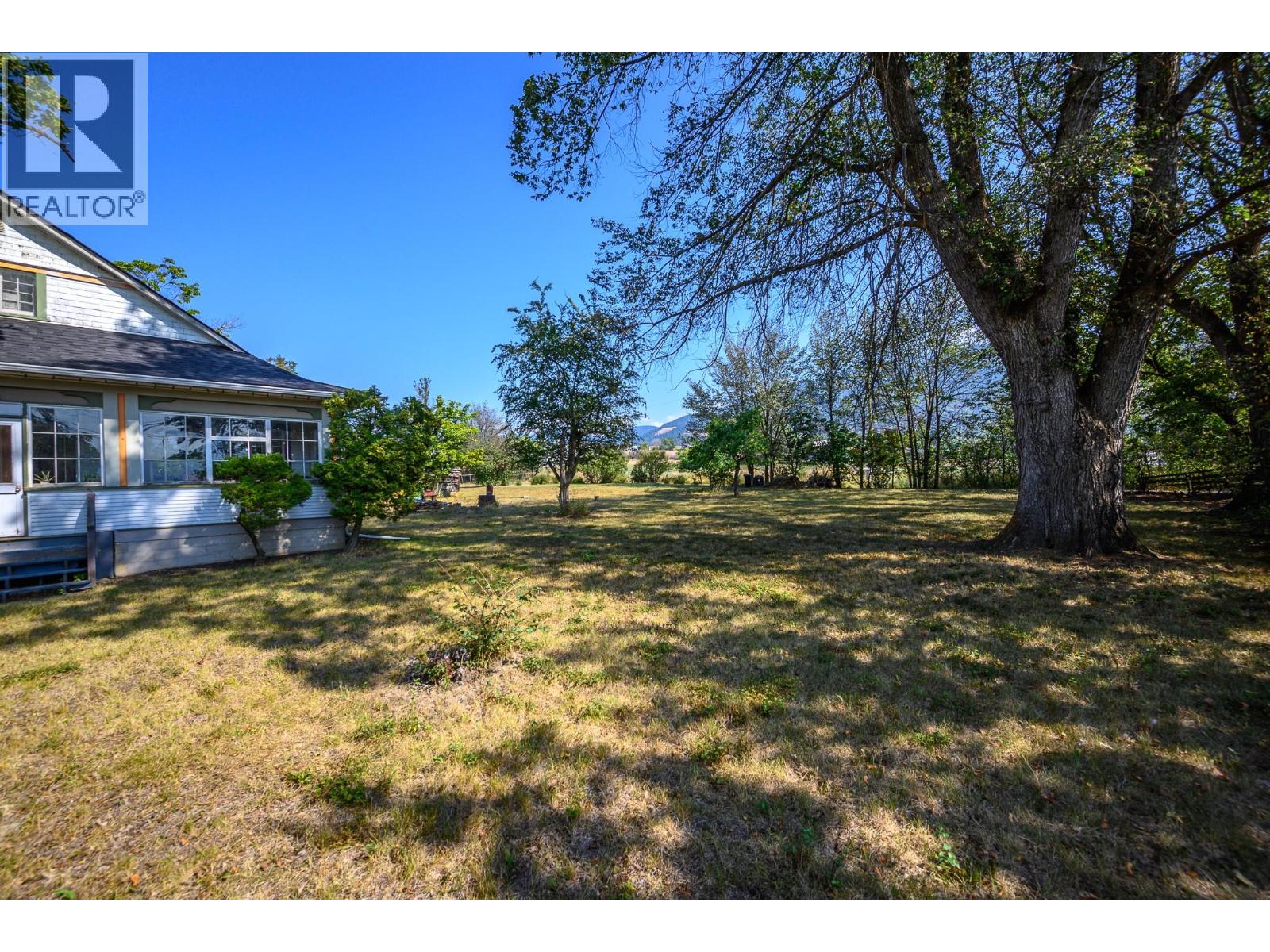 975 25 Avenue, Vernon, British Columbia V1B 3B4 - Photo 37 - 10363133