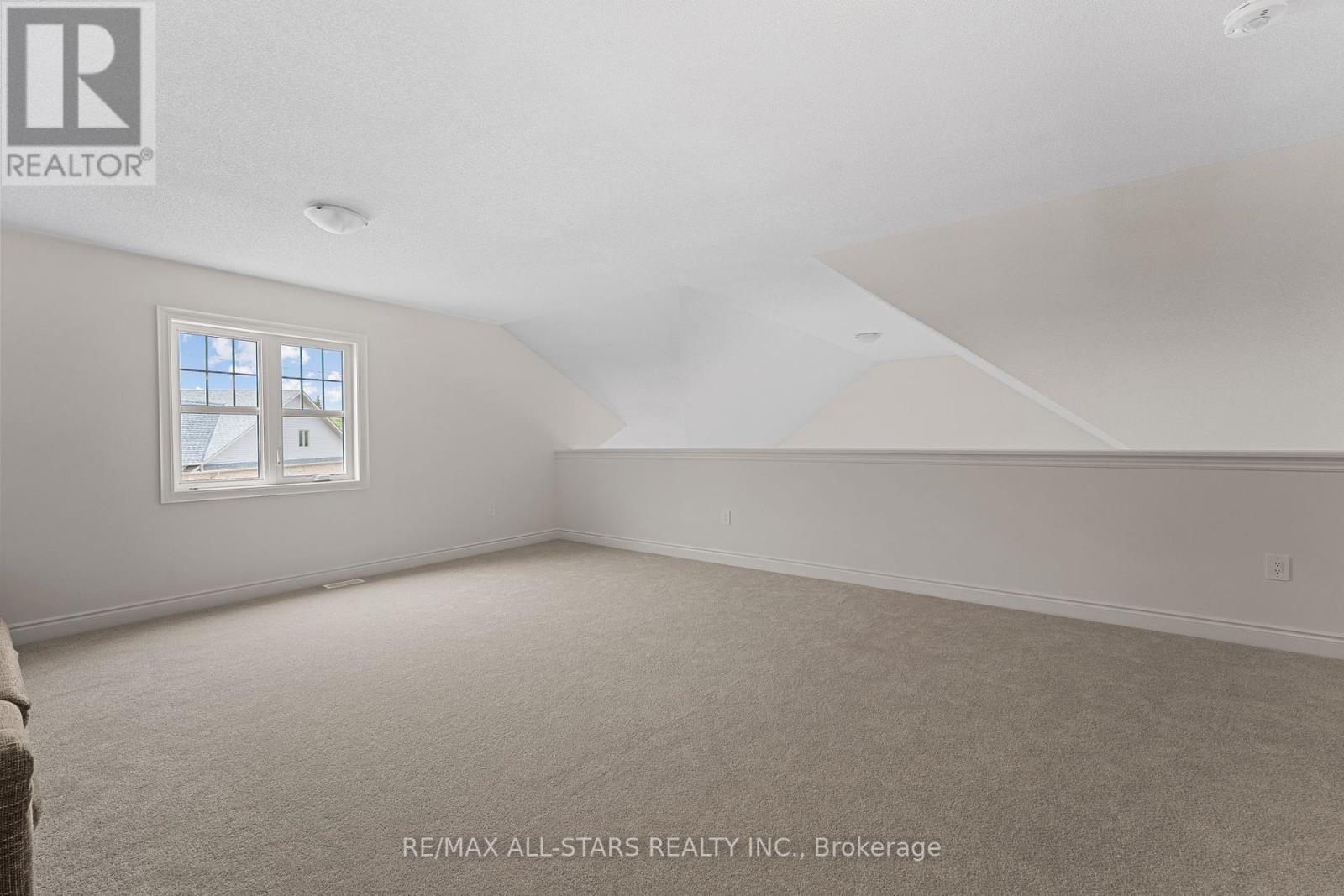 4 Palmira Drive, Georgina, Ontario  L0E 1R0 - Photo 29 - N12397009