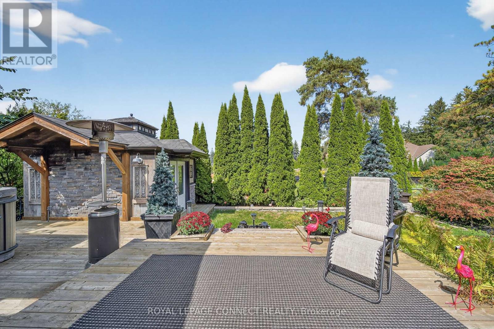 90 Golf Links Drive, Aurora, Ontario  L4G 3V3 - Photo 42 - N12411269