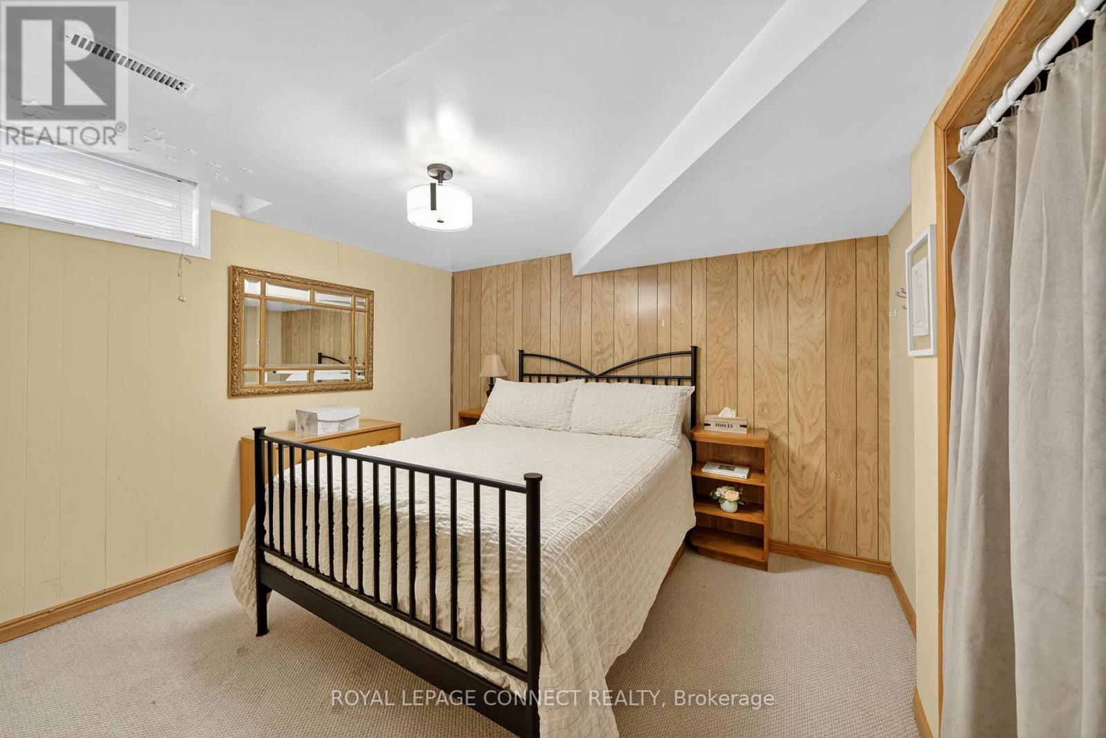 90 Golf Links Drive, Aurora, Ontario  L4G 3V3 - Photo 37 - N12411269