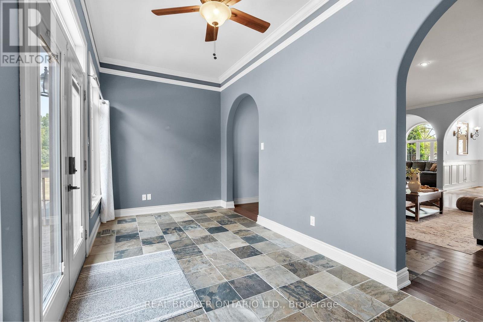 525 Tullamore Street, Ottawa, Ontario  K1X 0A2 - Photo 33 - X12413193