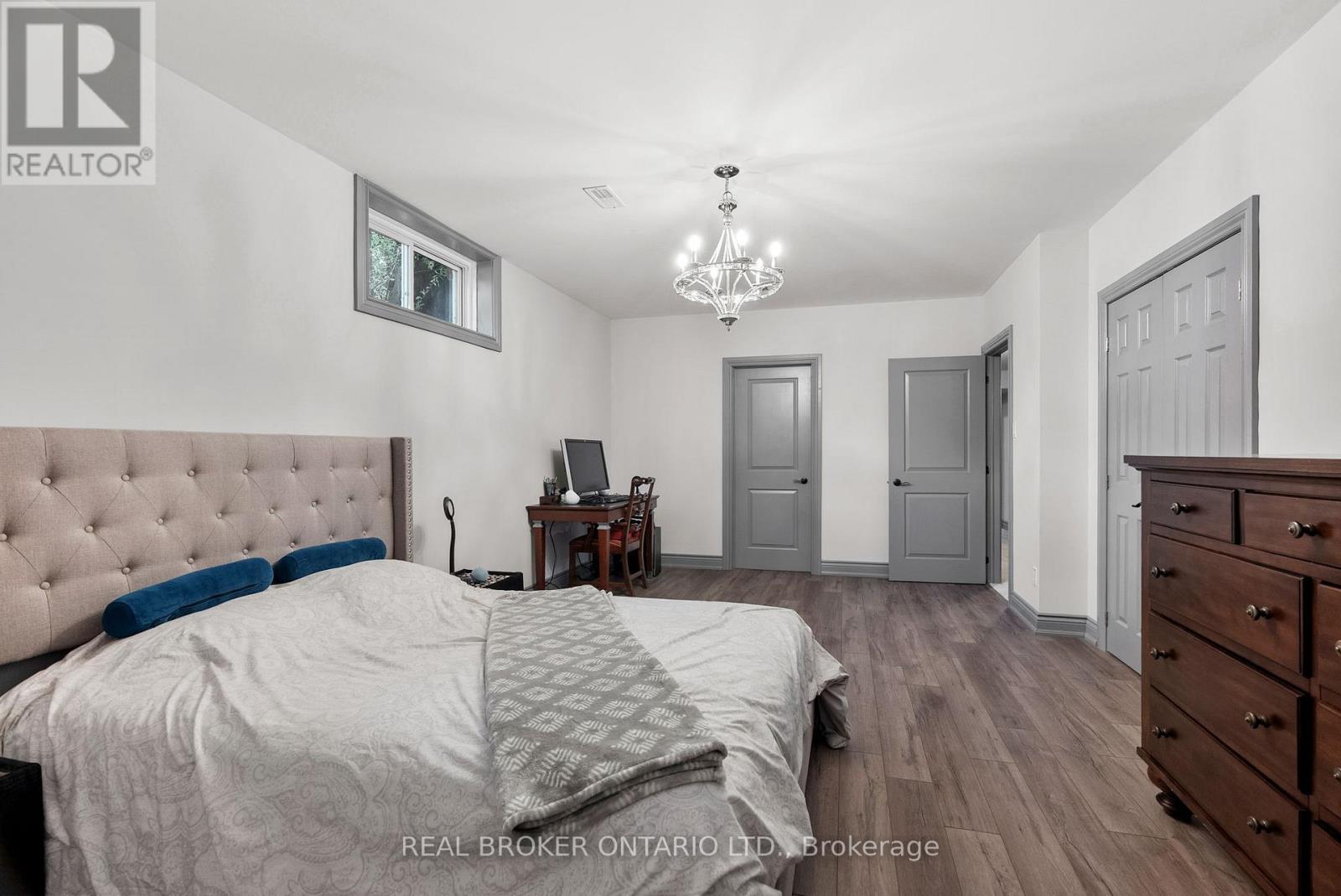 525 Tullamore Street, Ottawa, Ontario  K1X 0A2 - Photo 38 - X12413193