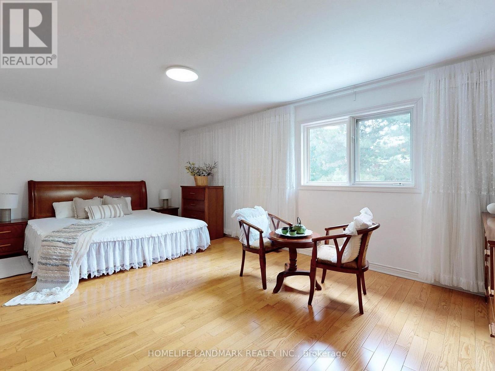 64 Bradgate Drive, Markham, Ontario  L3T 7L9 - Photo 21 - N12413084