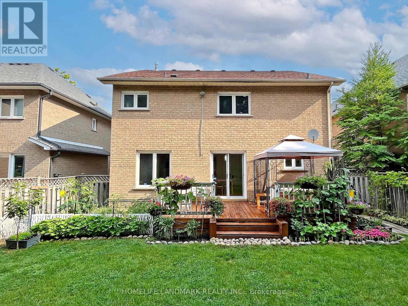 64 Bradgate Drive, Markham, Ontario  L3T 7L9 - Photo 25 - N12413084