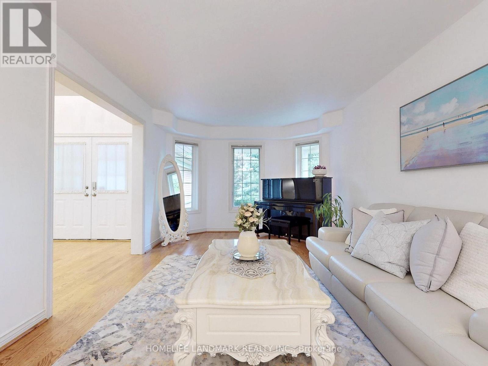 64 Bradgate Drive, Markham, Ontario  L3T 7L9 - Photo 6 - N12413084