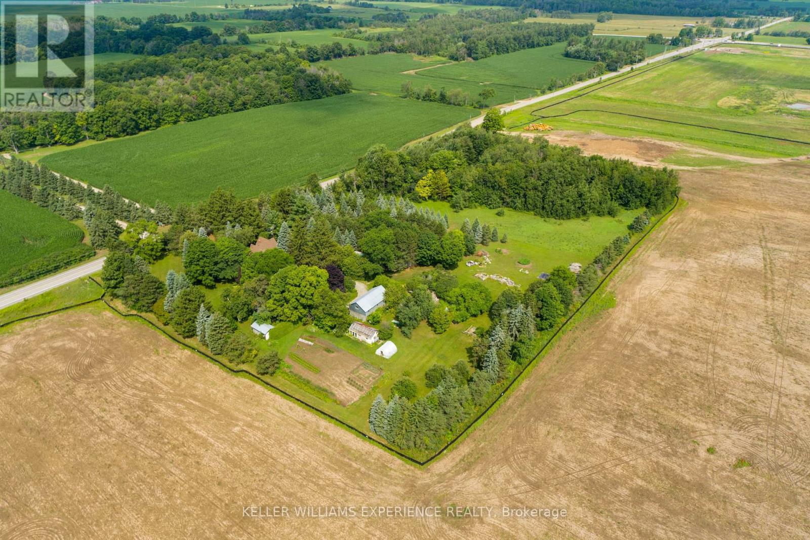 7089 5th Side Road, Innisfil, Ontario  L9S 3R9 - Photo 8 - N12413104