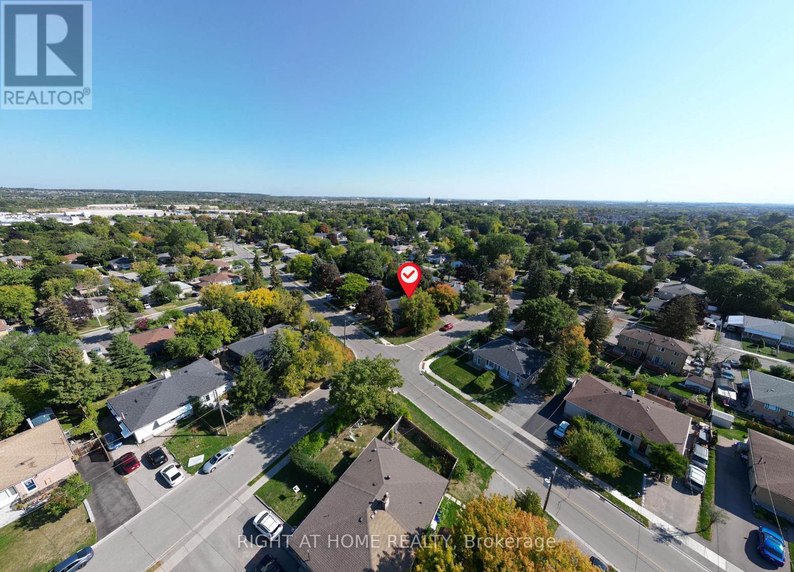 303 Blue Grass Boulevard, Richmond Hill, Ontario  L4C 3H3 - Photo 50 - N12413156