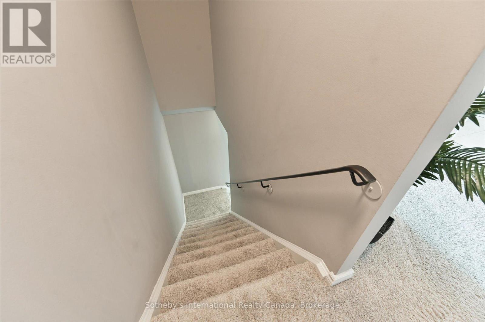 217 Kingham Road, Halton Hills, Ontario  L7J 2T3 - Photo 21 - W12413214