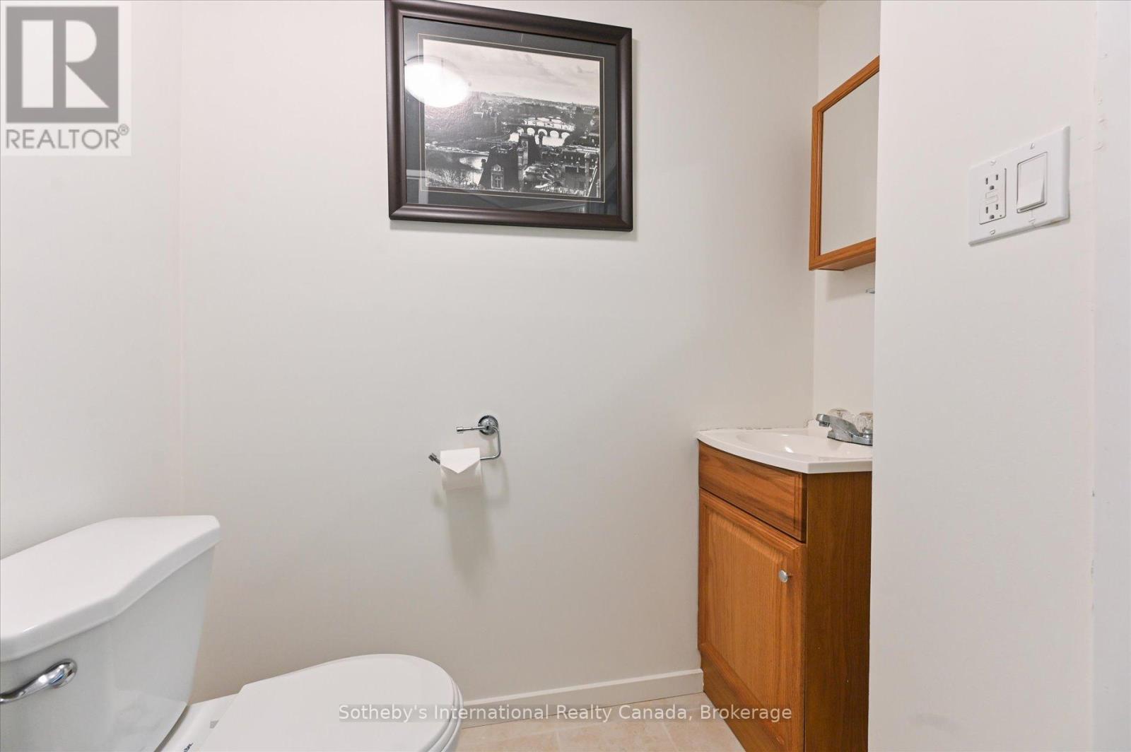 217 Kingham Road, Halton Hills, Ontario  L7J 2T3 - Photo 37 - W12413214