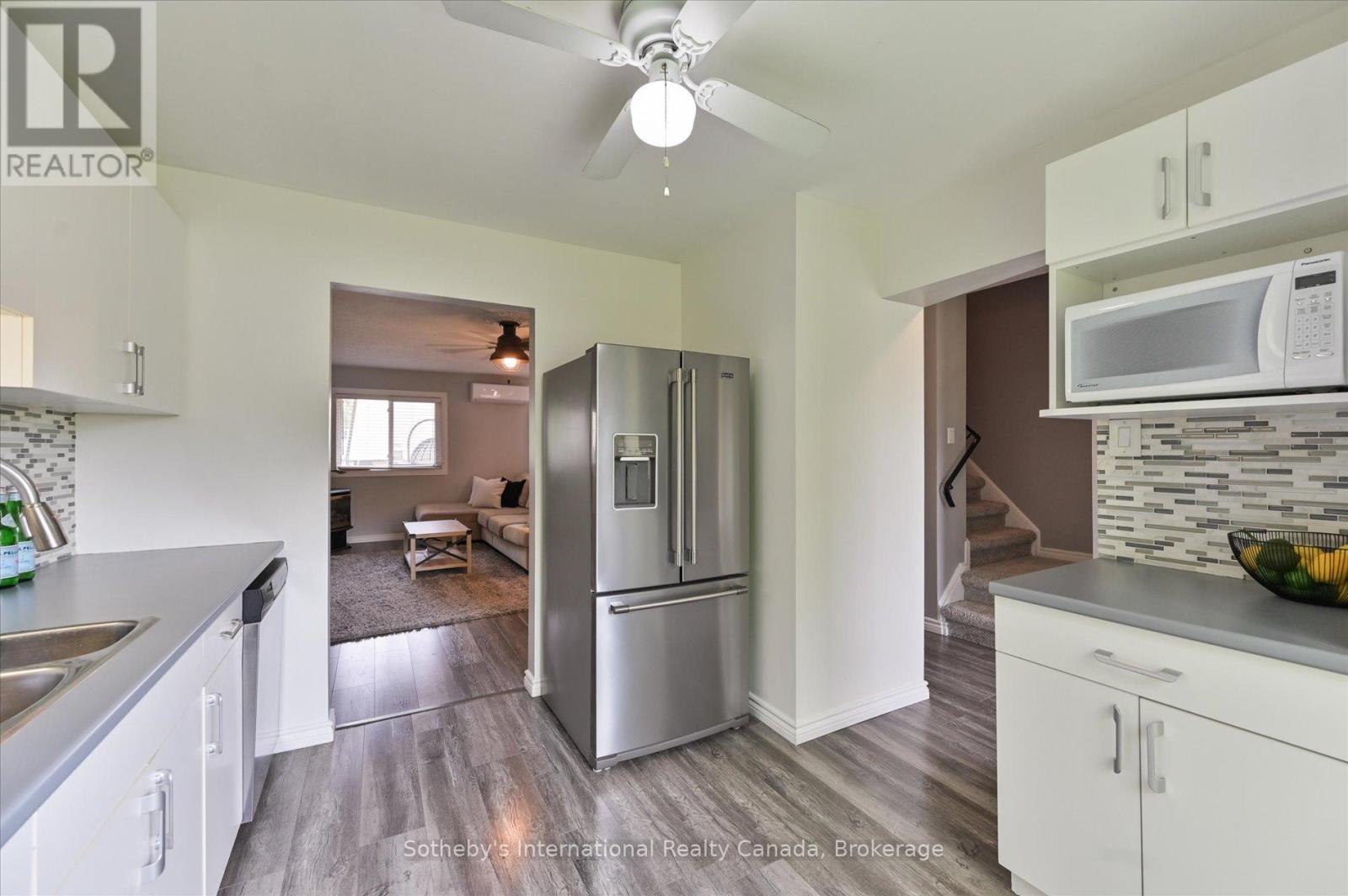 217 Kingham Road, Halton Hills, Ontario  L7J 2T3 - Photo 9 - W12413214