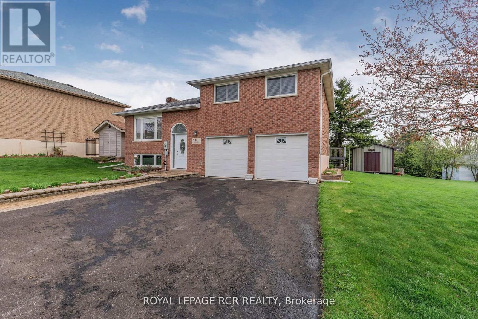 80 Woodside Drive, Orillia, Ontario  L3V 7N9 - Photo 2 - S12413082