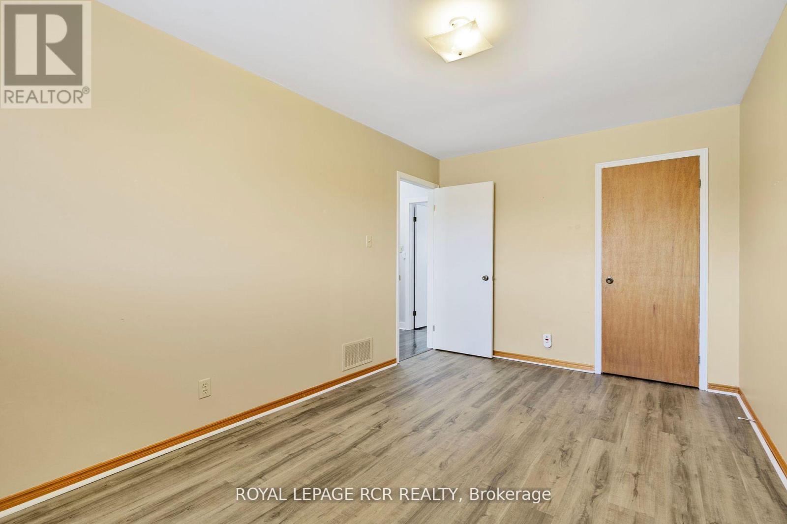 80 Woodside Drive, Orillia, Ontario  L3V 7N9 - Photo 21 - S12413082