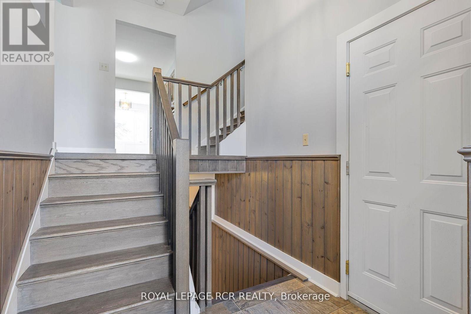 80 Woodside Drive, Orillia, Ontario  L3V 7N9 - Photo 4 - S12413082