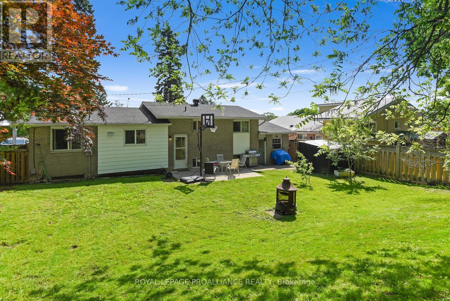 18 Convay Crescent, Brockville, Ontario  K6V 5A1 - Photo 29 - X12410056