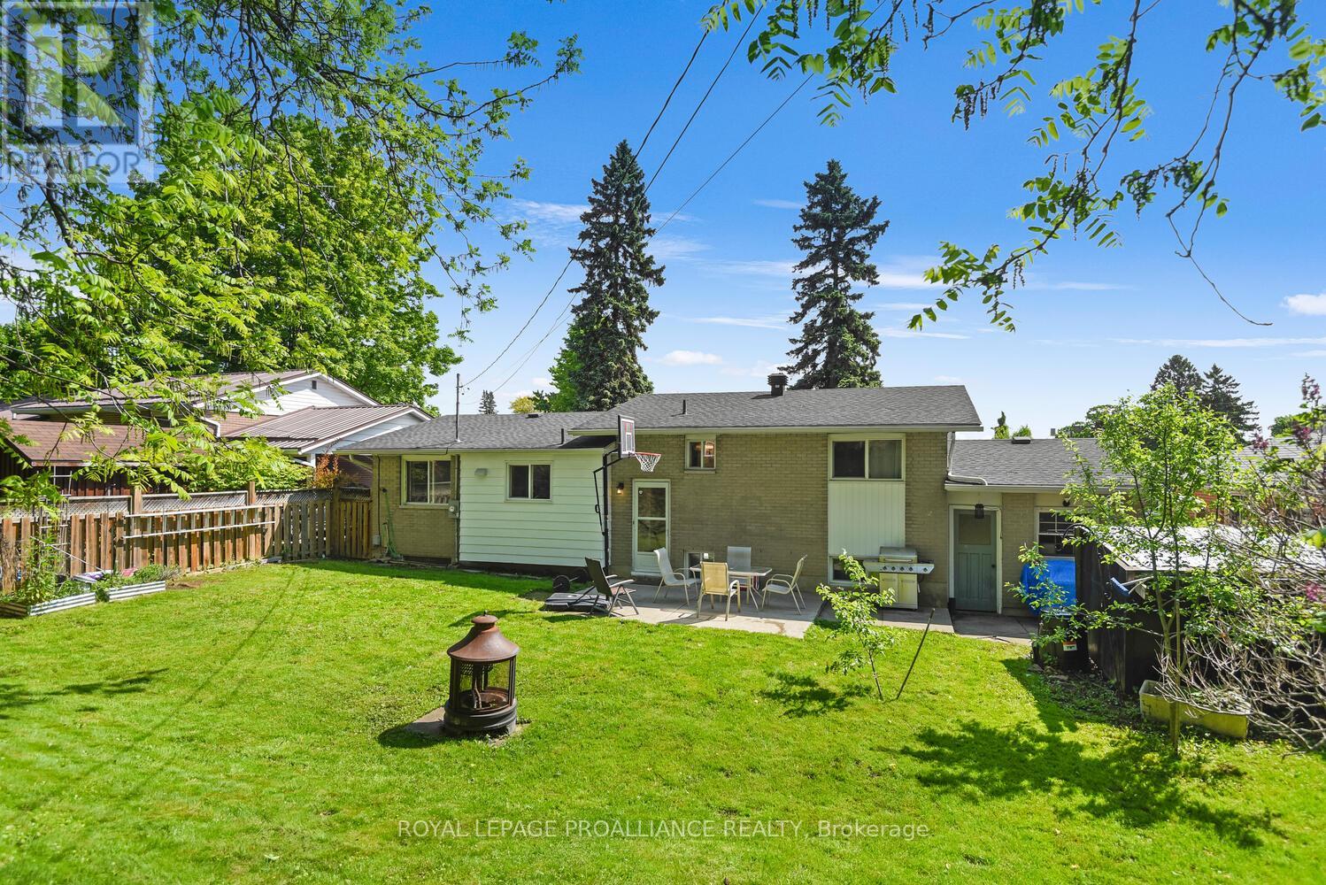 18 Convay Crescent, Brockville, Ontario  K6V 5A1 - Photo 28 - X12410056