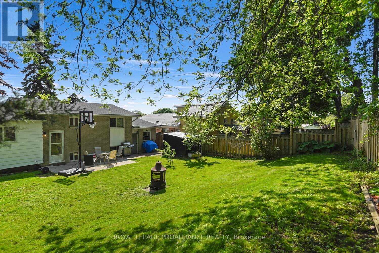 18 Convay Crescent, Brockville, Ontario  K6V 5A1 - Photo 30 - X12410056