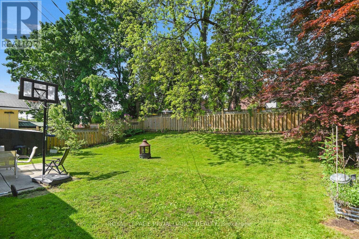 18 Convay Crescent, Brockville, Ontario  K6V 5A1 - Photo 32 - X12410056