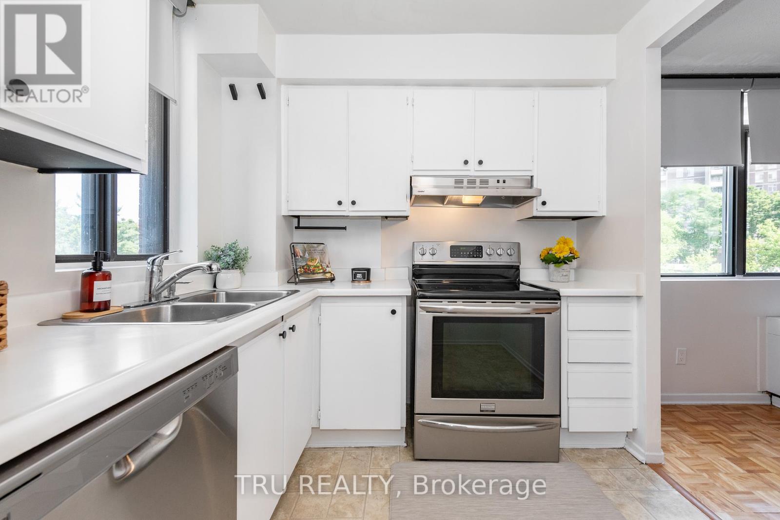 603 - 2871 Richmond Road, Ottawa, Ontario  K2B 8M5 - Photo 6 - X12344212