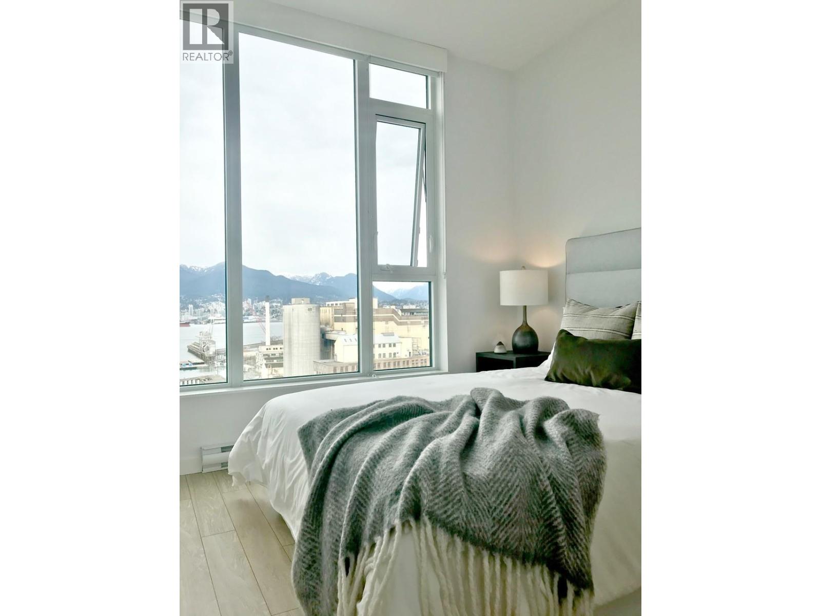 PH8 955 E HASTINGS STREET, Vancouver, British Columbia