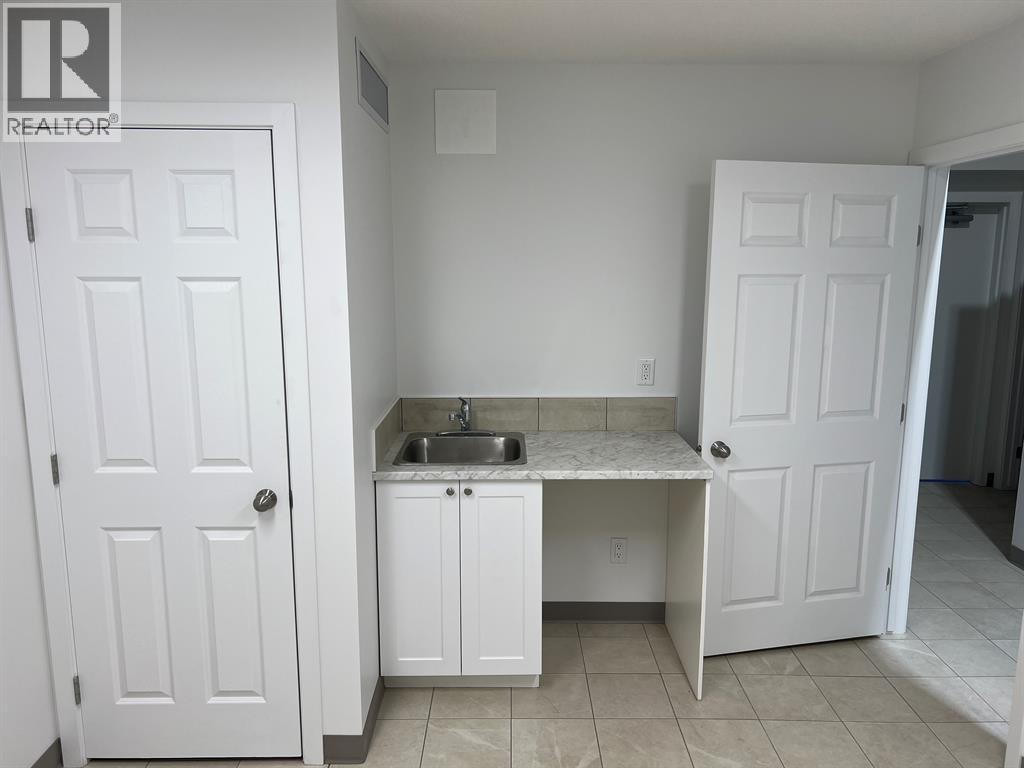 105, 10071 120 Avenue, Grande Prairie, Alberta  T8V 8H8 - Photo 4 - A2018030