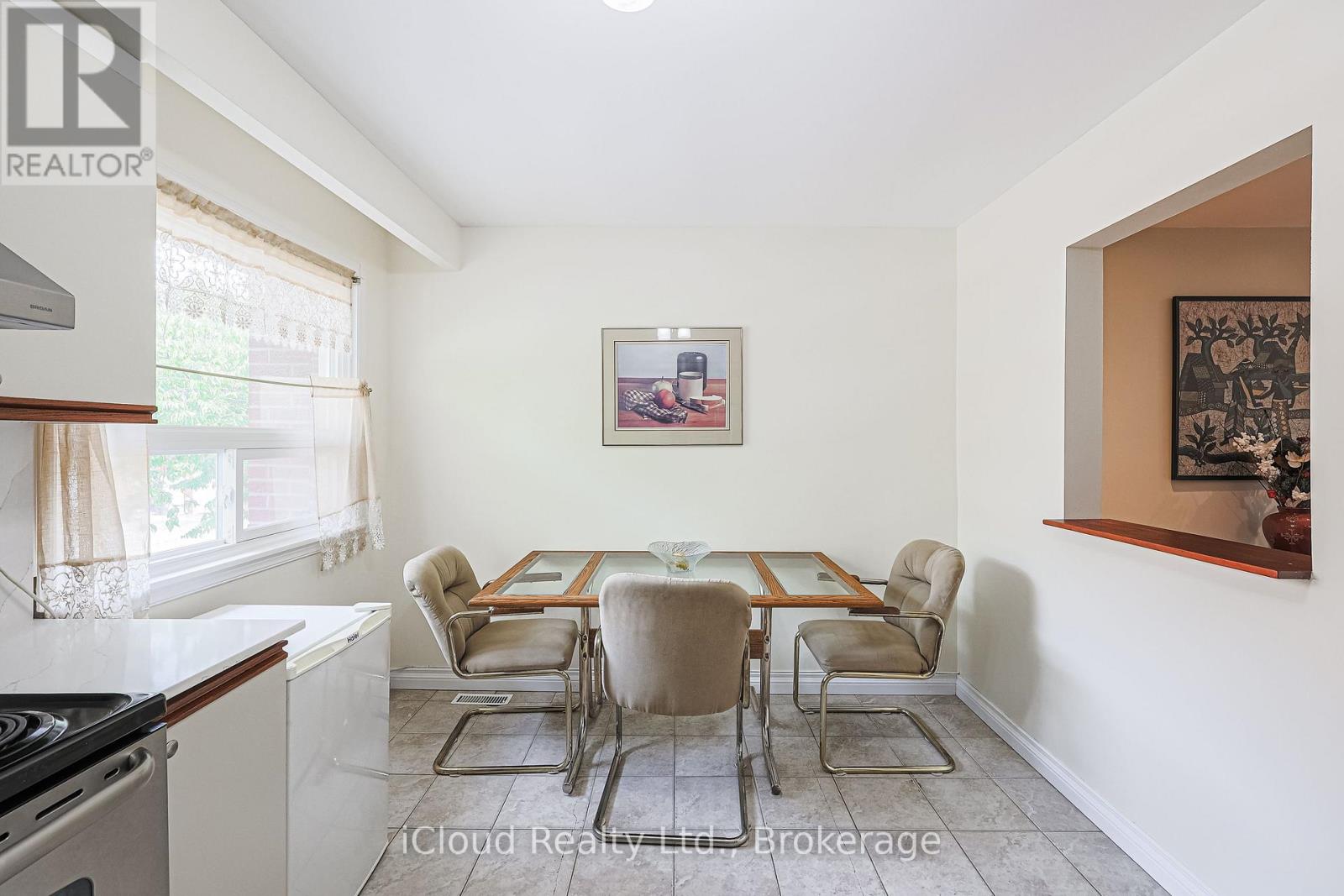 53 - 1667 Albion Road, Toronto, Ontario  M9V 1B7 - Photo 11 - W12413052