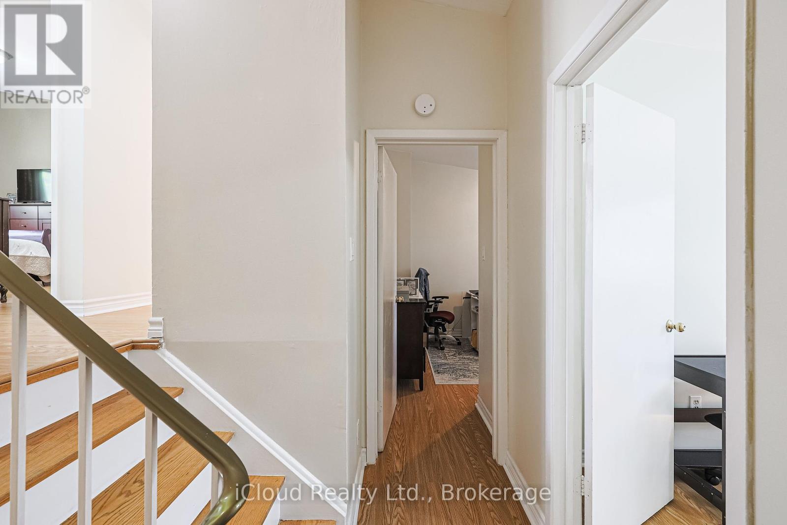 53 - 1667 Albion Road, Toronto, Ontario  M9V 1B7 - Photo 14 - W12413052