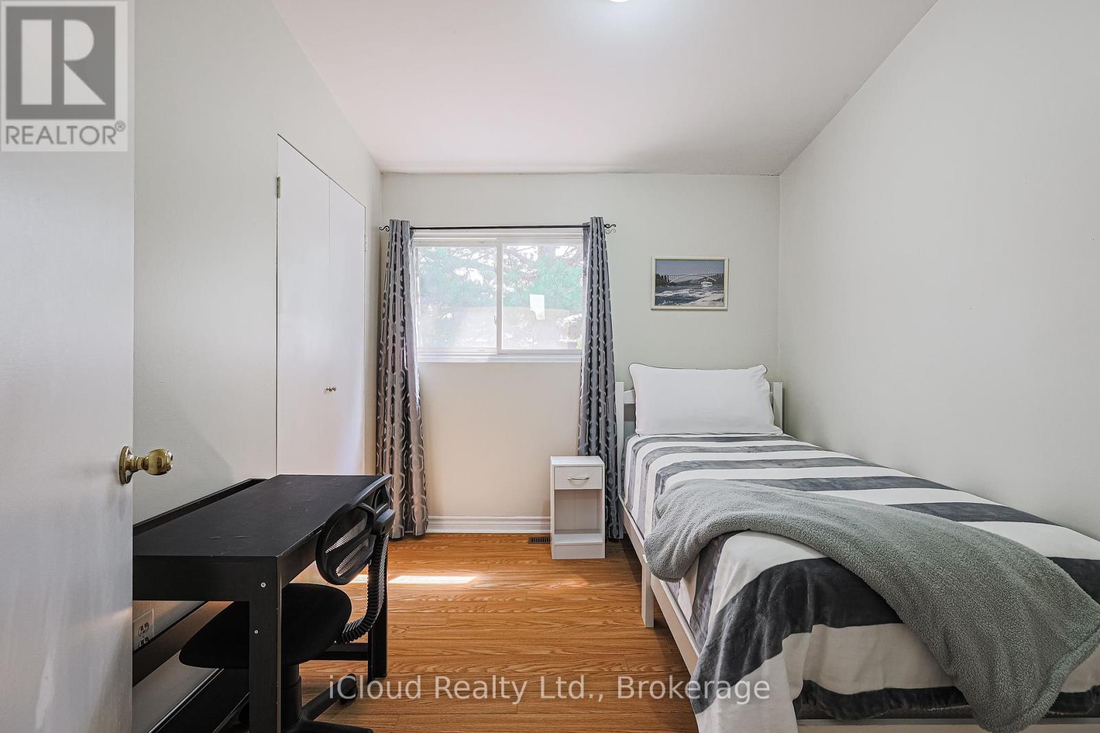 53 - 1667 Albion Road, Toronto, Ontario  M9V 1B7 - Photo 15 - W12413052