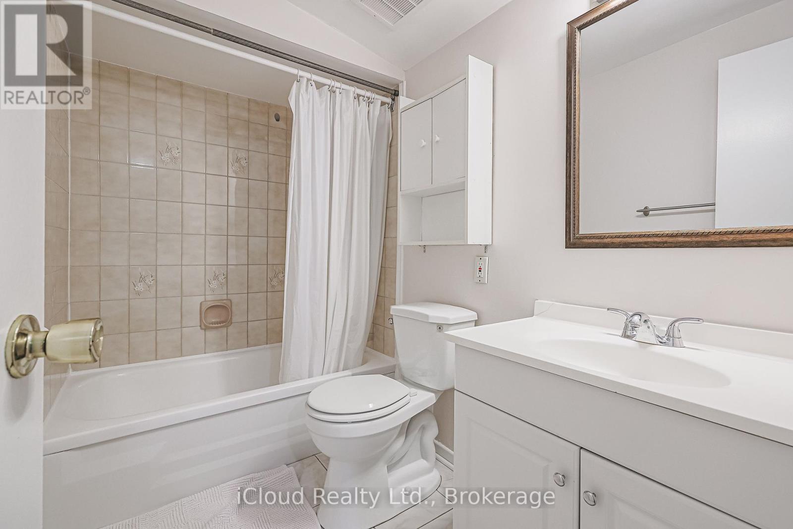 53 - 1667 Albion Road, Toronto, Ontario  M9V 1B7 - Photo 18 - W12413052