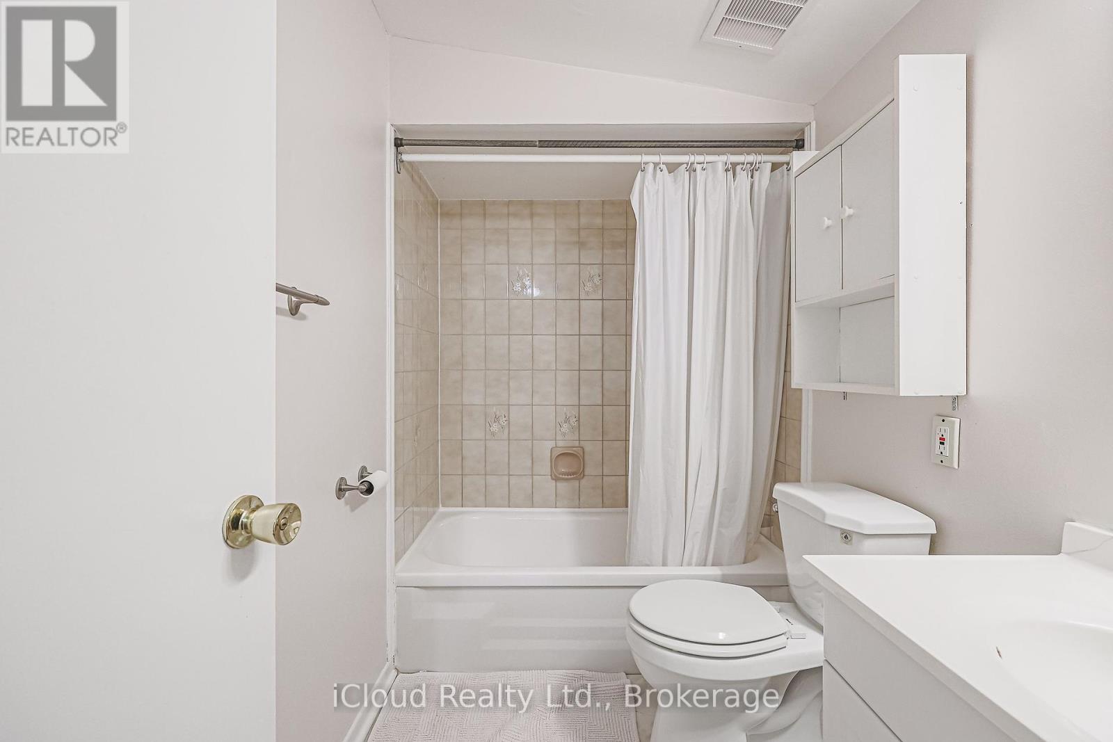 53 - 1667 Albion Road, Toronto, Ontario  M9V 1B7 - Photo 19 - W12413052