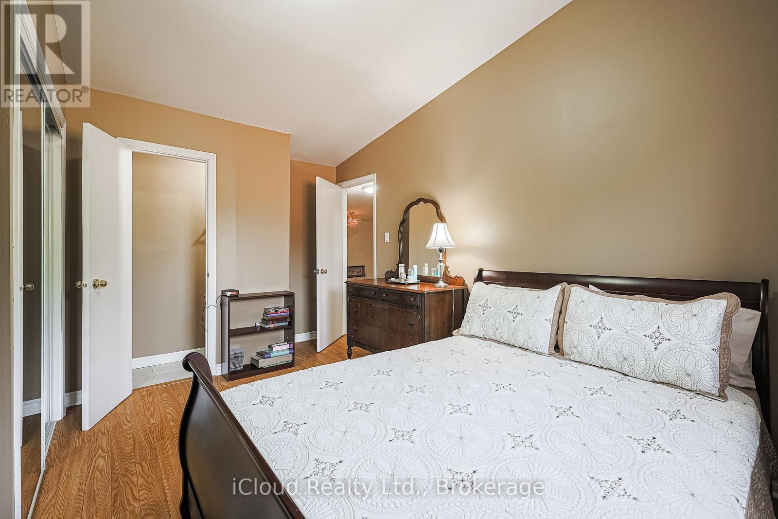 53 - 1667 Albion Road, Toronto, Ontario  M9V 1B7 - Photo 28 - W12413052