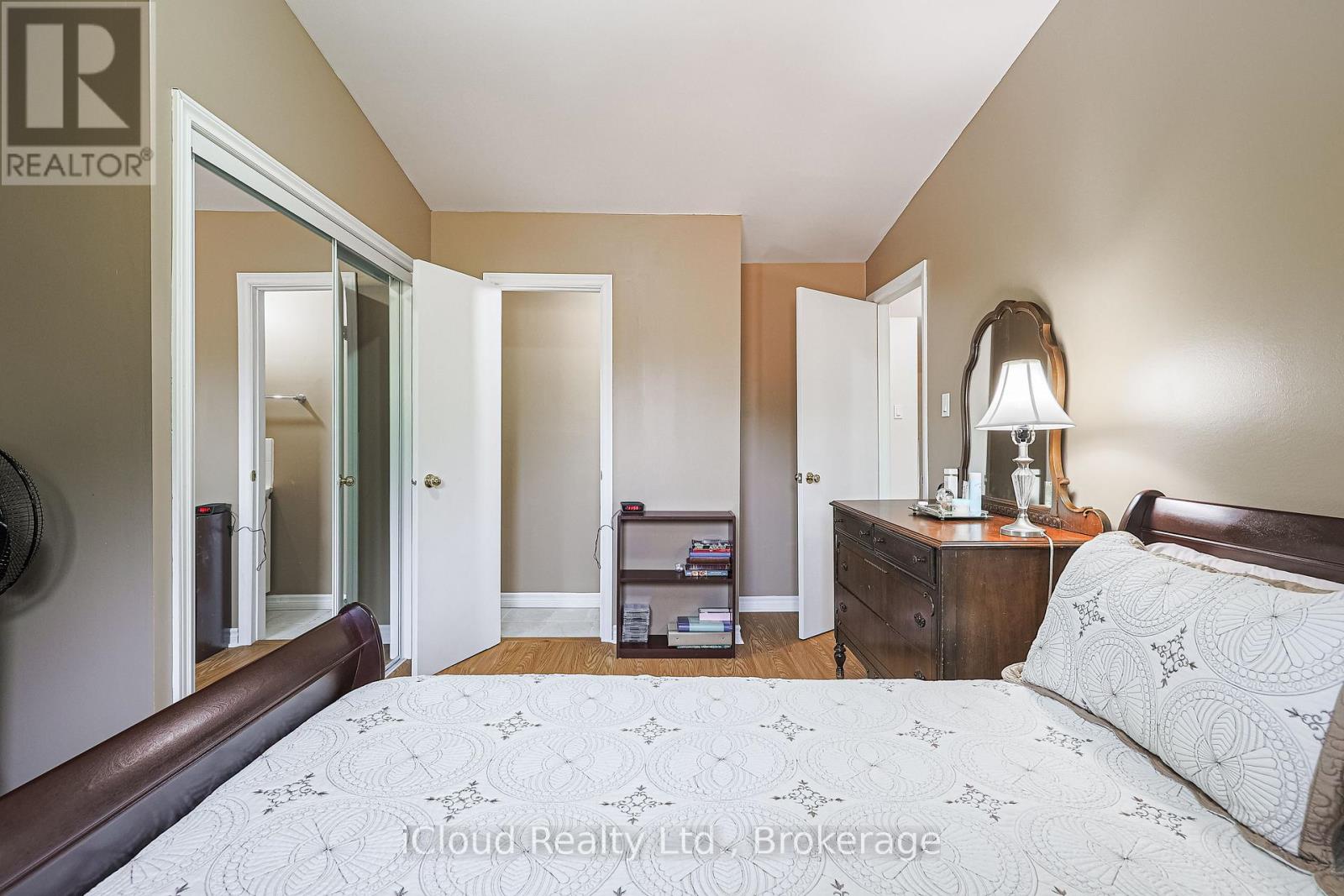 53 - 1667 Albion Road, Toronto, Ontario  M9V 1B7 - Photo 29 - W12413052
